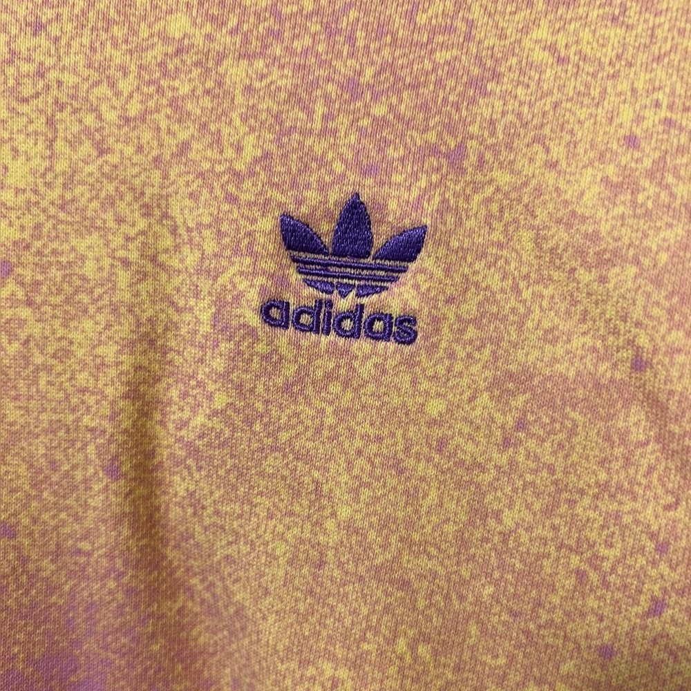 Adidas Originals Cropped Sweatshirt Size Medium Like New Condition - Picture 6 of 6